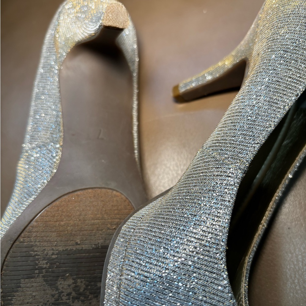 Kelly & Katie Glittering Silver Heels - Picture 4 of 5
